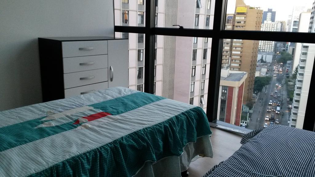 Apartamento Central Curitiba Pokoj fotografie